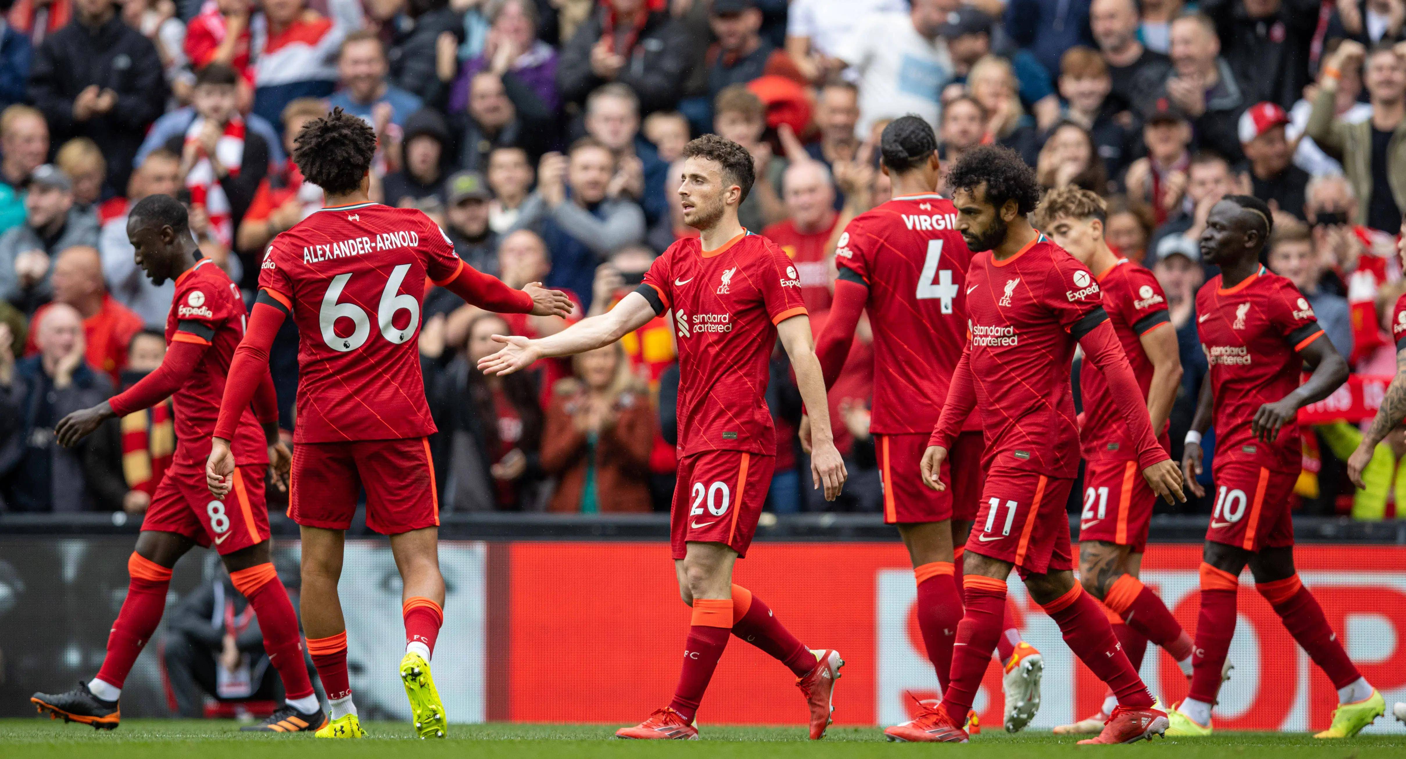 雷竞技下载-阿森纳内部会议纪要流出：清晨调整名单，欧冠使命明确，球探报告显示潜力(阿森纳历届名单)